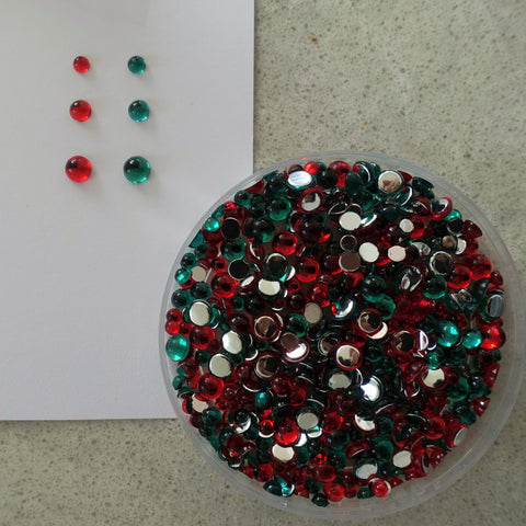 WATER DROPLETS CHRISTMAS RED & GREEN 3, 4 & 5MM DOME FLAT BASE EMBELLISHMENTS ACCENTS CARDMAKING